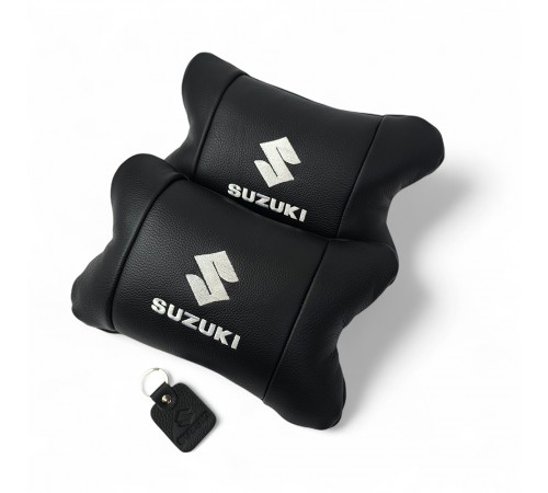 Набір шкіряних подушок Suzuki з вишивкою логотипу + брелок у подарунок для авто
